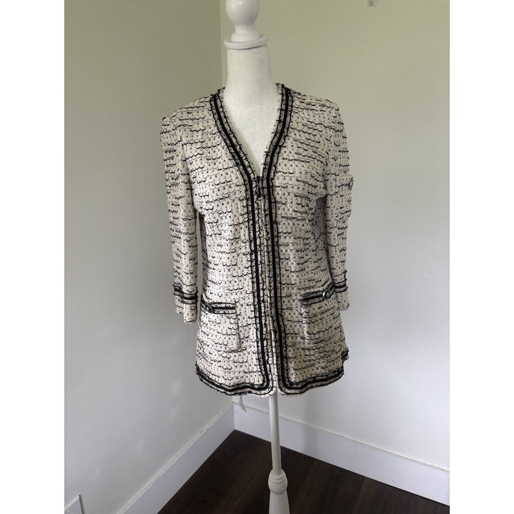 St. John Collection Size 4 Black White Tweed Knit Blazer Jacket Boucle - Picture 5 of 12